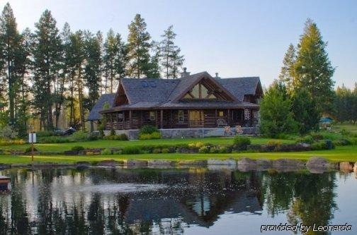 Glacier Mountain Lodge โคลัมเบียฟอลส์ ภายนอก รูปภาพ